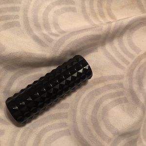 Kat von d lipstick in magik